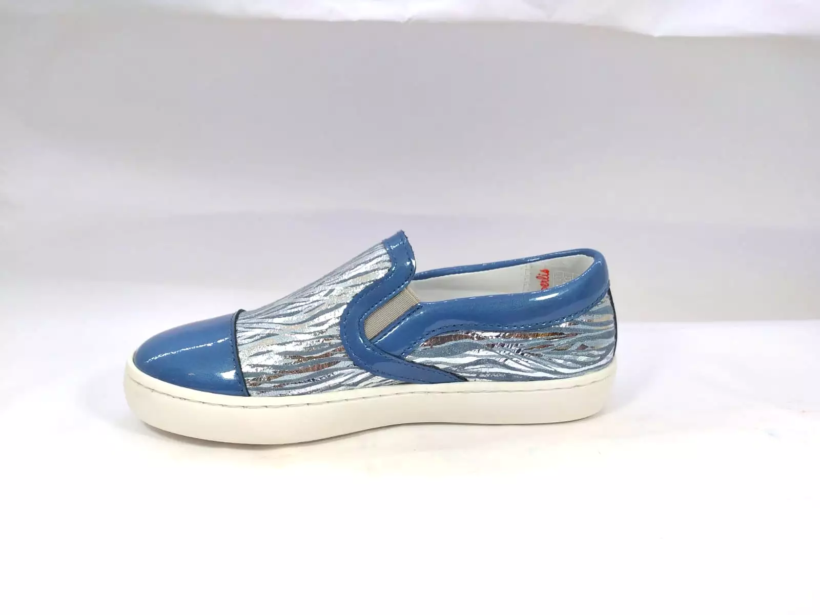 Beberlis Blue Patent Design Sneaker Shoe