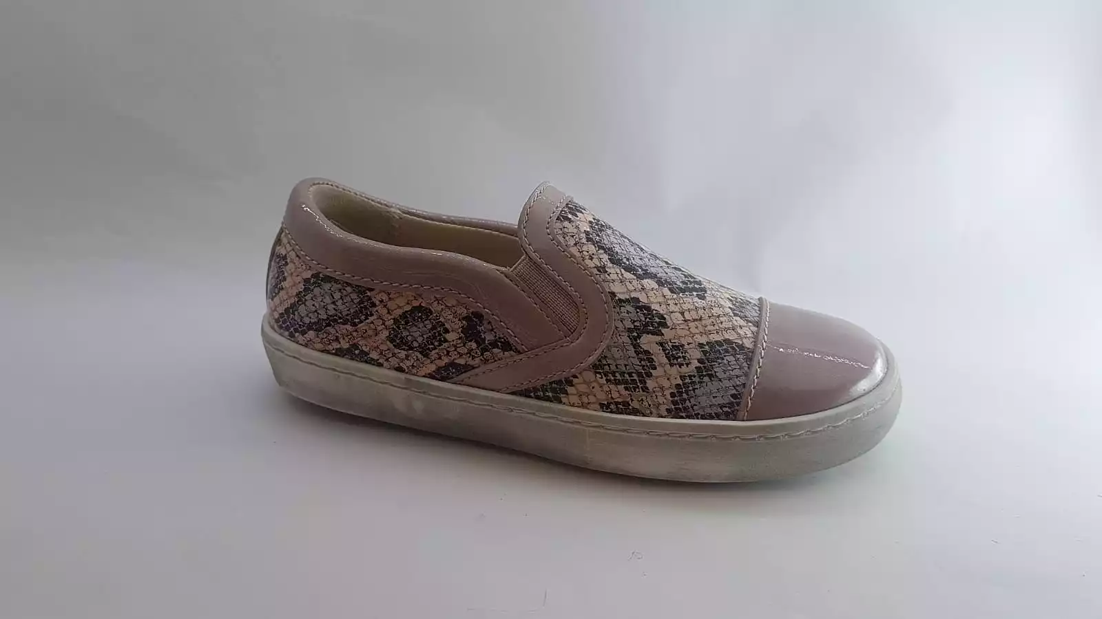 Beberlis Old Rose leopard Rustic Sneaker Shoe