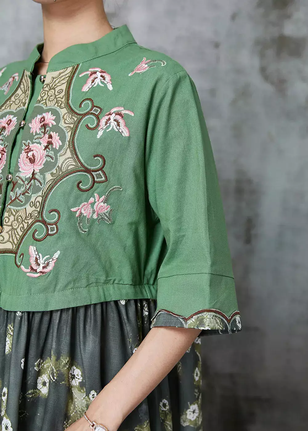 Fine Green Embroidered Patchwork Cotton Vacation Dresses Summer JK1043