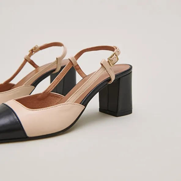 Mary Janes with heel in black and beige leather