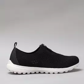 Stride - Black/White Sole