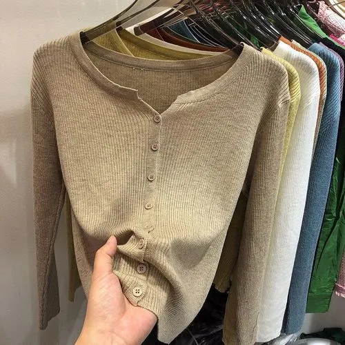 Women's Sweater Long Sleeve Sweaters & Cardigans Button Casual Solid Color